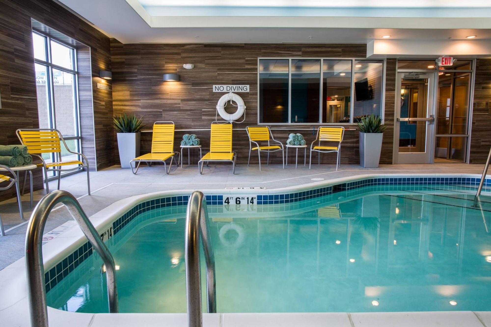 Fairfield Inn & Suites By Marriott Lincoln Southeast Ngoại thất bức ảnh